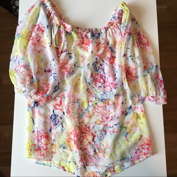 CAbi In Case sheer floral blouse - Picture 2 of 8